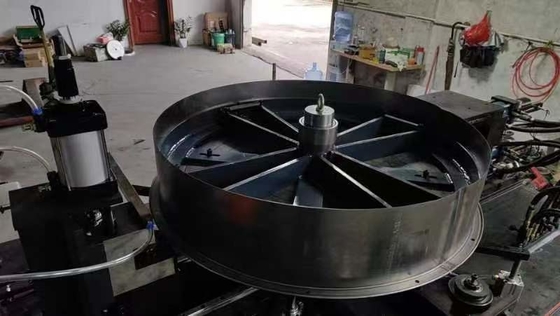 Automatische Hydraulik-Bläser-Krust-Flanzenherstellung für Achsventilatoren