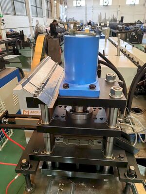 Feuerdämpfer Blade Roll Formmaschine Triple V & Airfoil Blade Produktionslinie